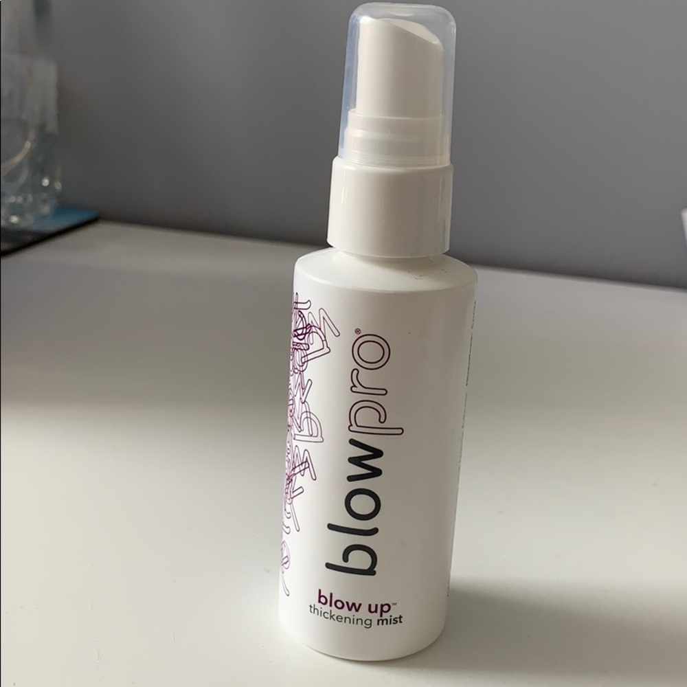 Blow Pro: thickening mist